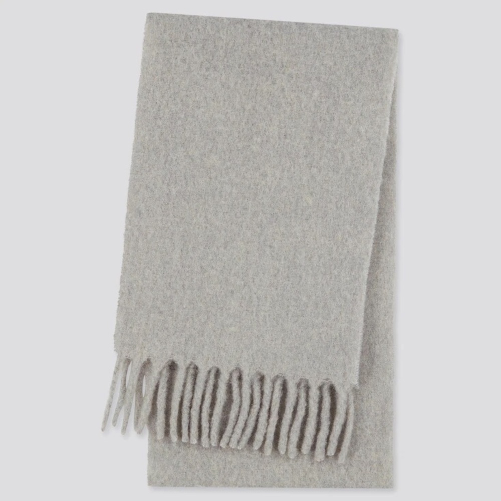 Uniqlo Brushed Wool Fuzzy Fringe Oversized Scarf